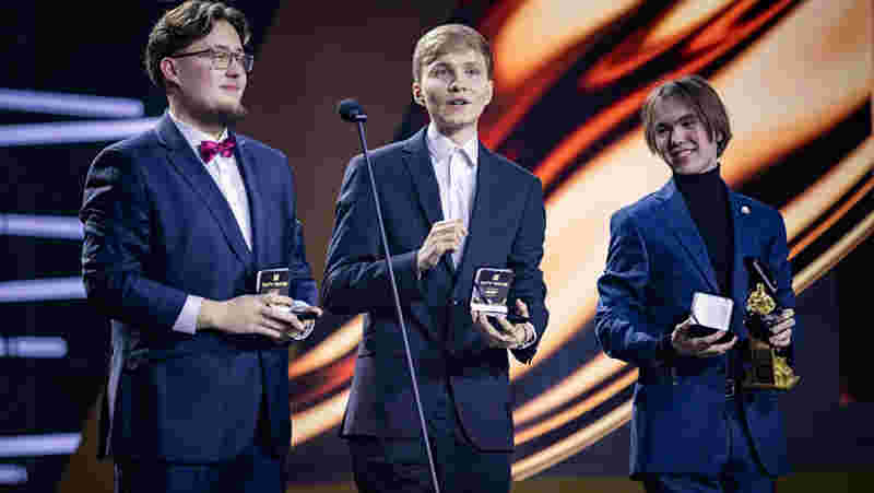 【视频】7月18日LPL夏季赛战果：RNG轻取EDG，LNG终结连败