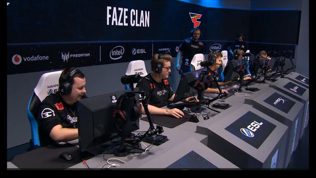 LNG Esports vs WBG数据对比：上单位置半斤八两！Weiwei真不如Tarzan