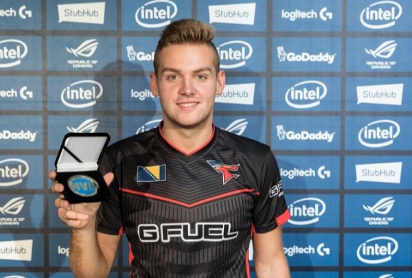 比赛预测 NAVI vs Spirit 在 ESL Pro League 第20赛季