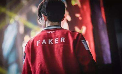 今日LPL赛程 16：45 EDG vs FPX