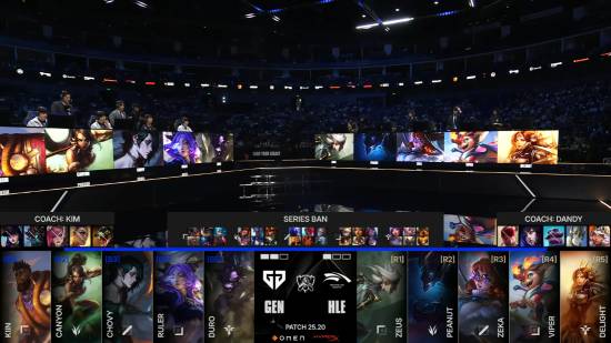 NAVI将在StarLadder StarSeries Fall 2025的上半区半决赛中面对 Passion UA